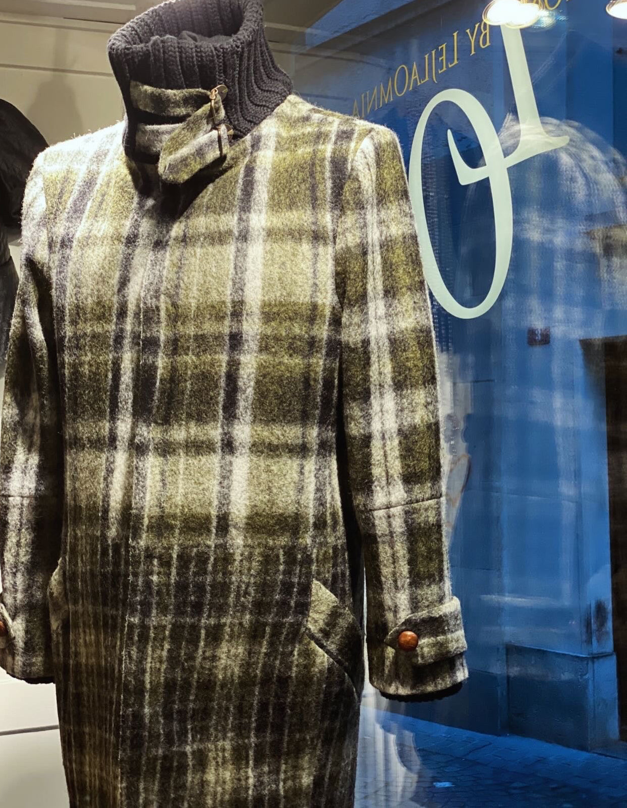 Mr. Hemingway - jacket